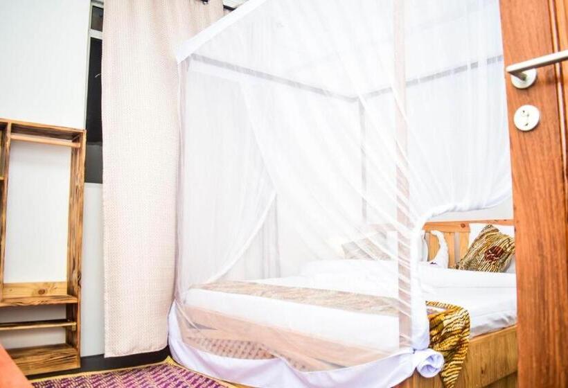 اتاق استاندارد, Tolo Tolo Resort