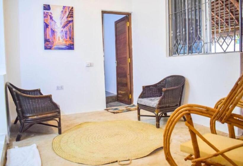 آپارتمان 1 خوابه, Tolo Tolo Resort