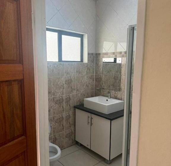 اتاق لوکس, Jakaranda Guest House