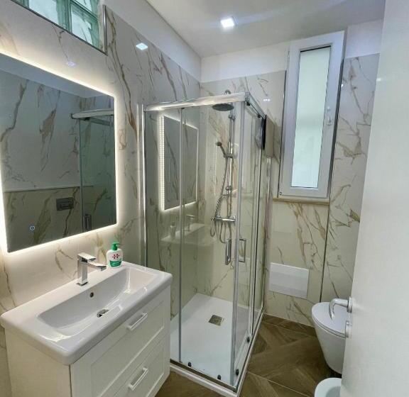 اتاق استاندارد با تخت بزرگ, Room 24