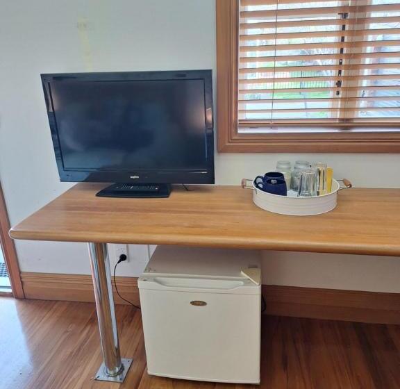 اتاق استاندارد, Hansen Park Guest Cottage