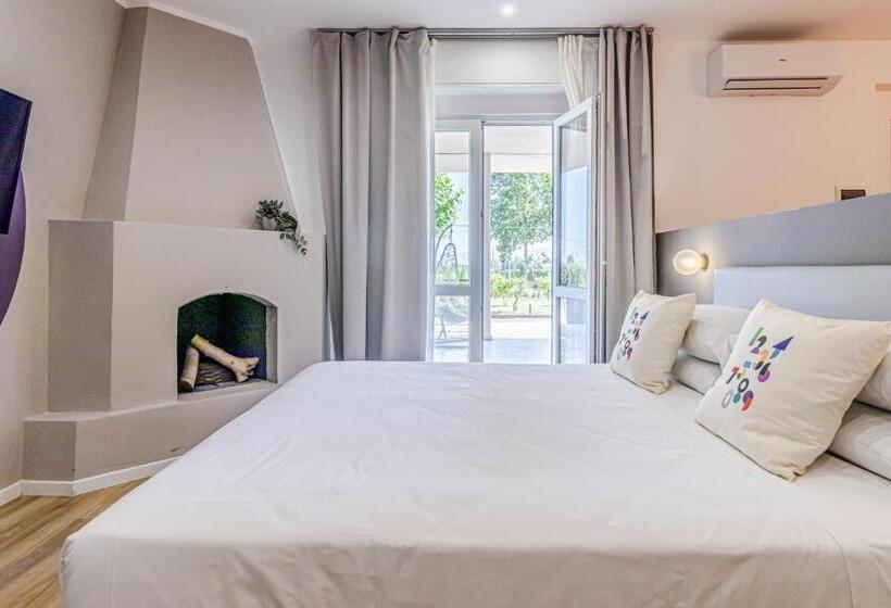 اتاق لوکس, Numberz Rooms And Apartments