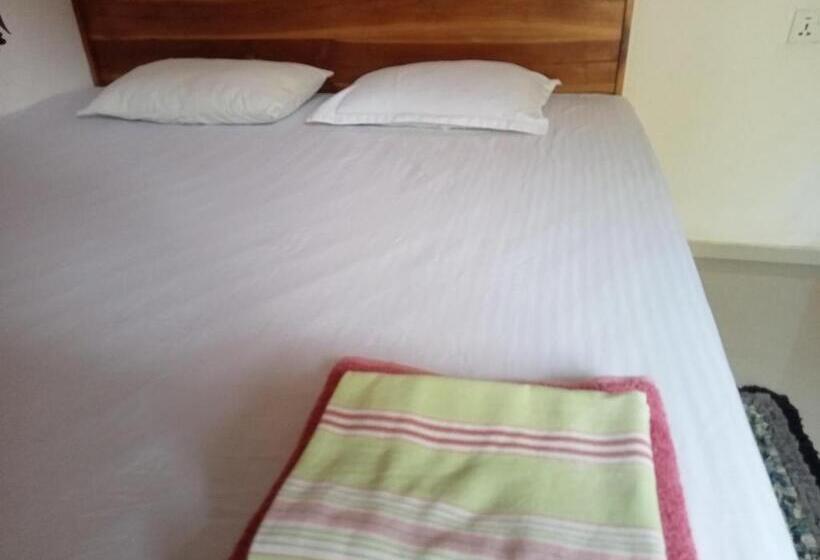 اتاق استاندارد, Wild Eagle Safari Resort