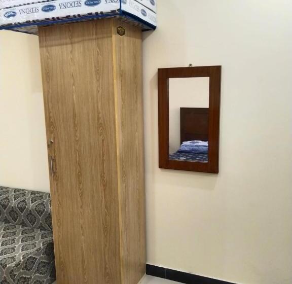 آپارتمان 1 خوابه با چشم‌انداز, Murree Oaks Apartments