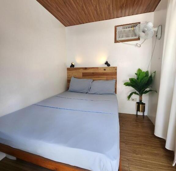 خانه 1 خوابه, Beach Resort In Zambales S1