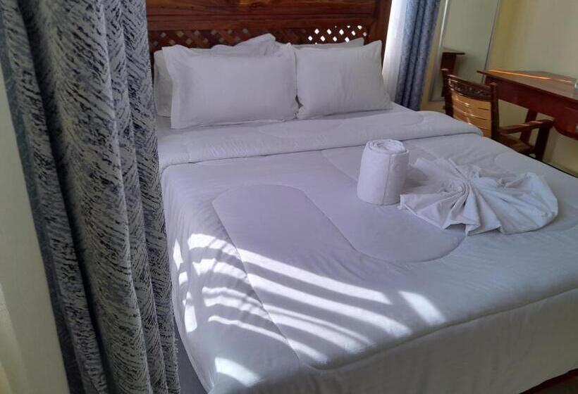 اتاق لوکس, Gustina Zuzu Village Lodge