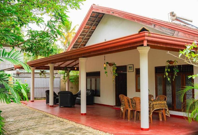 اتاق اکونومی, Hanguk Villa Mirissa