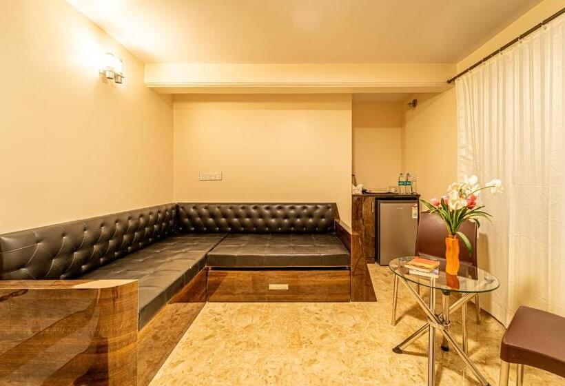 سوئیت با تخت بزرگ, Seasons Suites Hbr