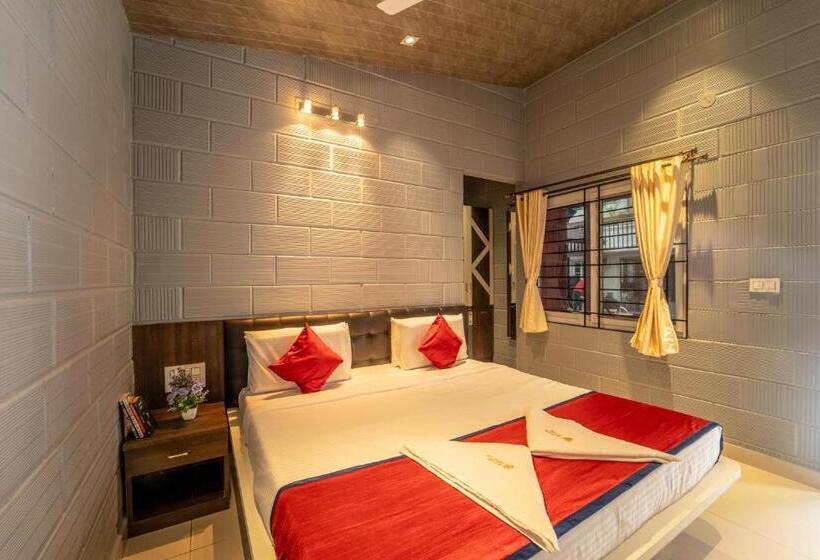 استودیو استاندارد با چشم‌انداز استخر, Seasons Suites Hbr