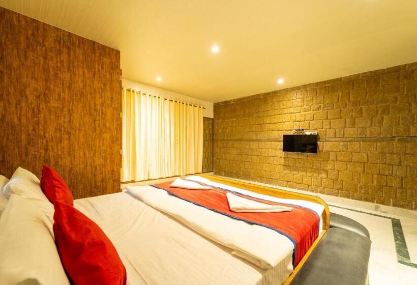 استودیوی استاندارد, Seasons Suites Hbr