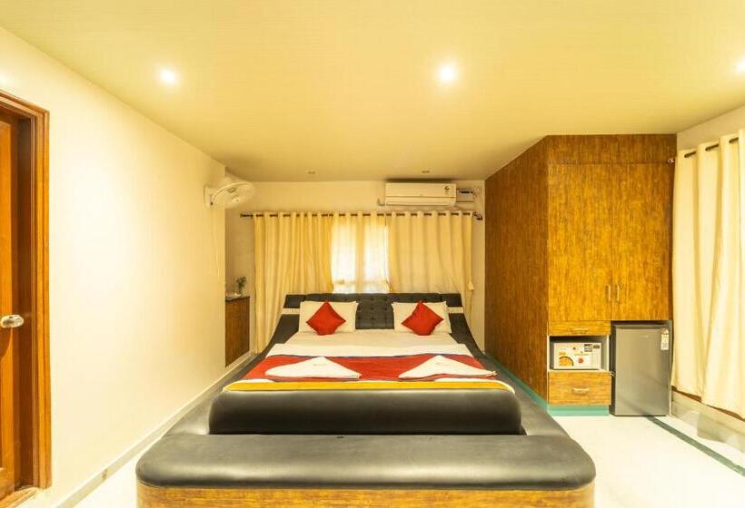 استودیوی استاندارد, Seasons Suites Hbr