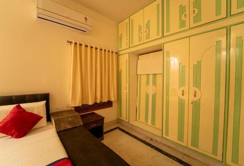 اتاق لوکس سه تخته, Seasons Suites Hbr