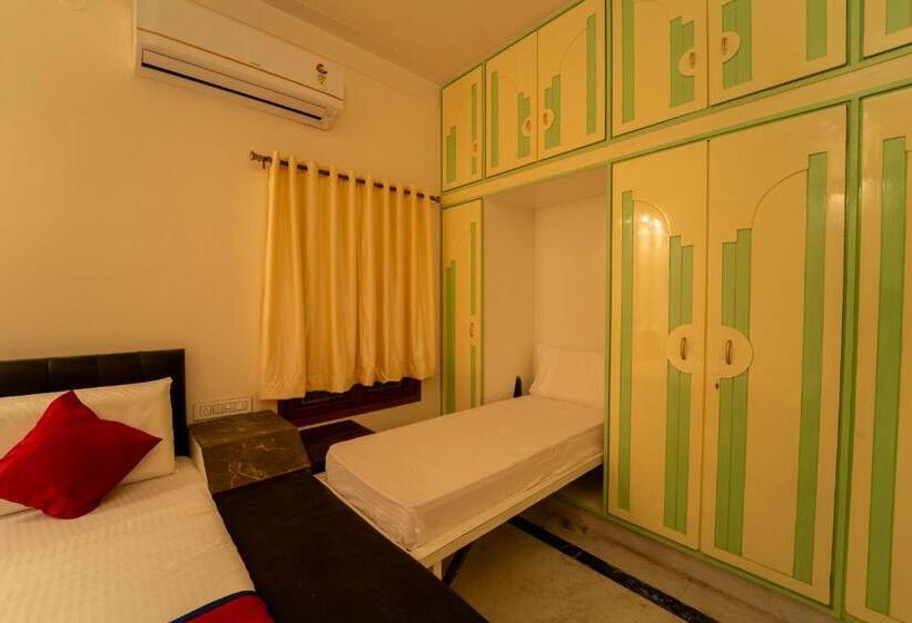 اتاق لوکس سه تخته, Seasons Suites Hbr