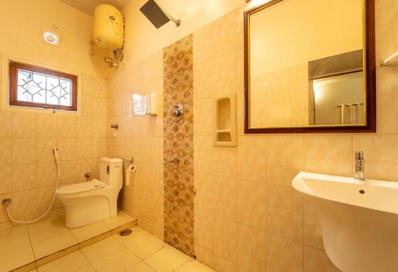 اتاق لوکس سه تخته, Seasons Suites Hbr