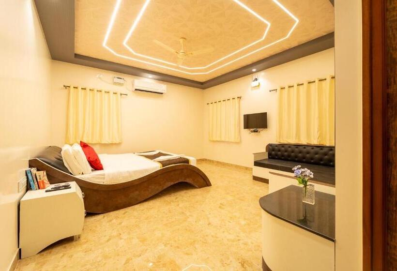 بنگله خانوادگی, Seasons Suites Hbr