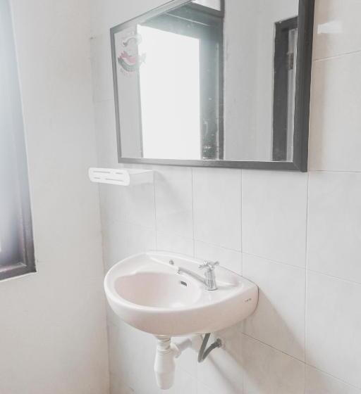 اتاق لوکس, Surya Abadi Guest House Syariah