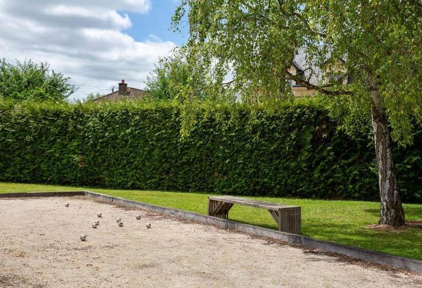 استودیوی استاندارد, Best Western La Porte Des Chateaux