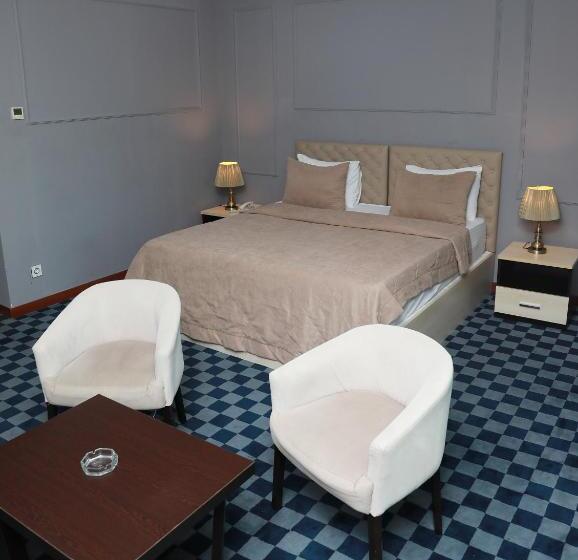 اتاق لوکس با بالکن و چشم‌انداز دریا, Sea Pearl