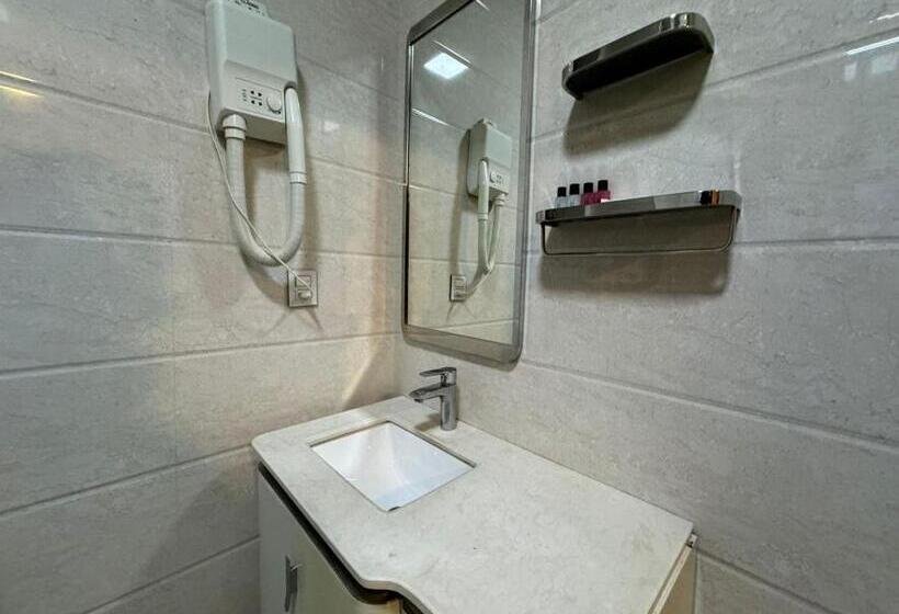 اتاق لوکس با بالکن و چشم‌انداز دریا, Sea Pearl