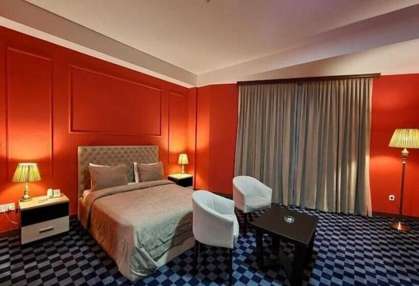 اتاق لوکس با بالکن و چشم‌انداز دریا, Sea Pearl