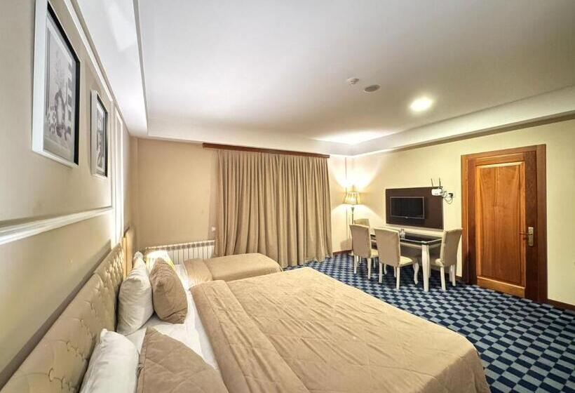 Deluxe Suite Sea View, Sea Pearl