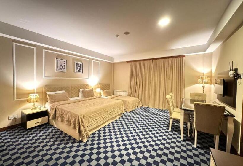Deluxe Suite Sea View, Sea Pearl