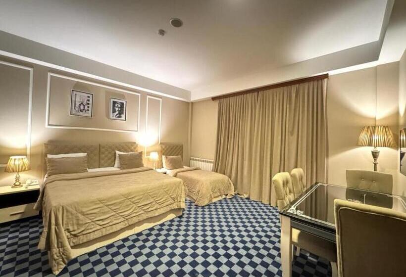 اتاق سه نفره دلوکس با چشم‌انداز دریا, Sea Pearl