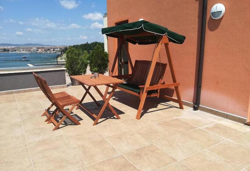 1 Bedroom Deluxe Apartment Sea View, St. Panteleimon Beach
