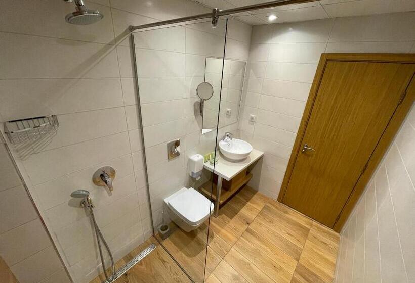 1 Bedroom Deluxe Apartment Sea View, St. Panteleimon Beach