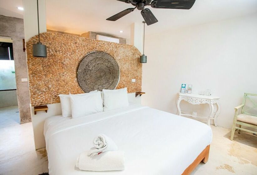 سوییت با چشم‌انداز دریا, Spirit Holbox