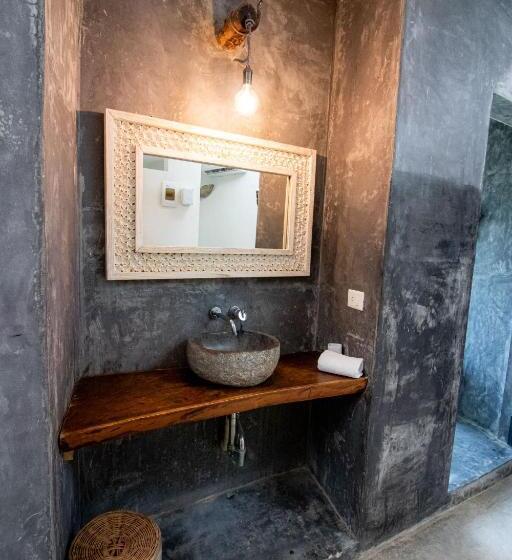 اتاق لوکس, Spirit Holbox