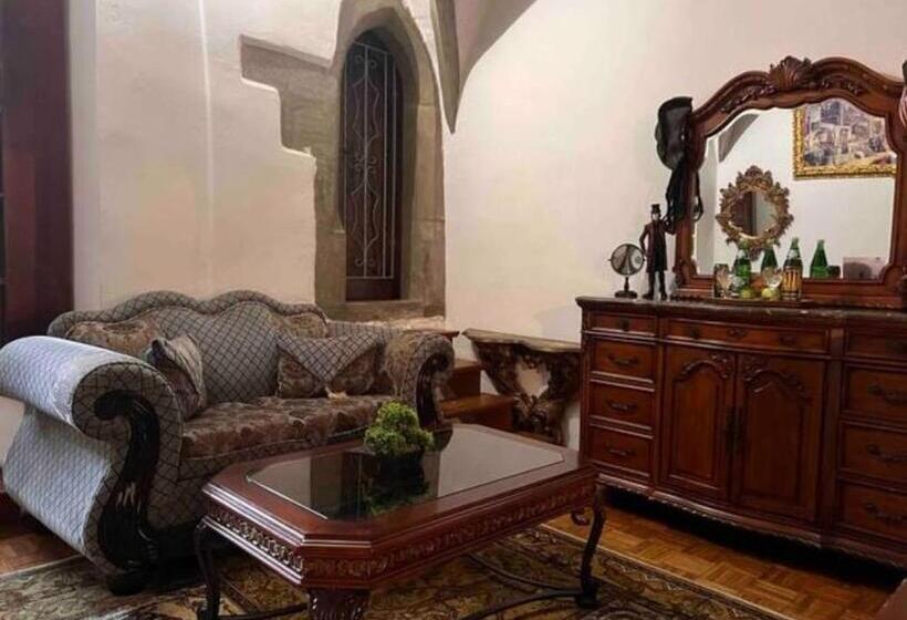 اتاق استاندارد, Burg Hermannstein   Queens Room