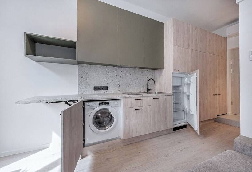 استودیوی استاندارد, P One Apartments   Self Check In