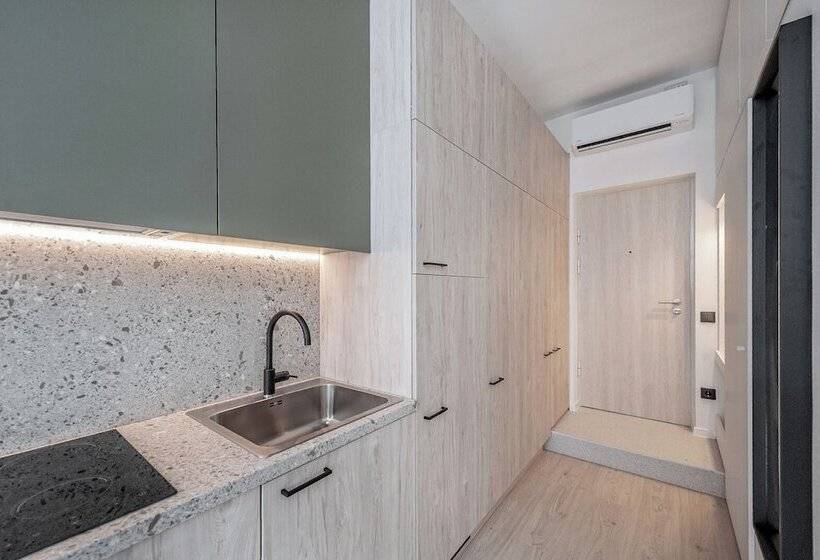استودیوی استاندارد, P One Apartments   Self Check In