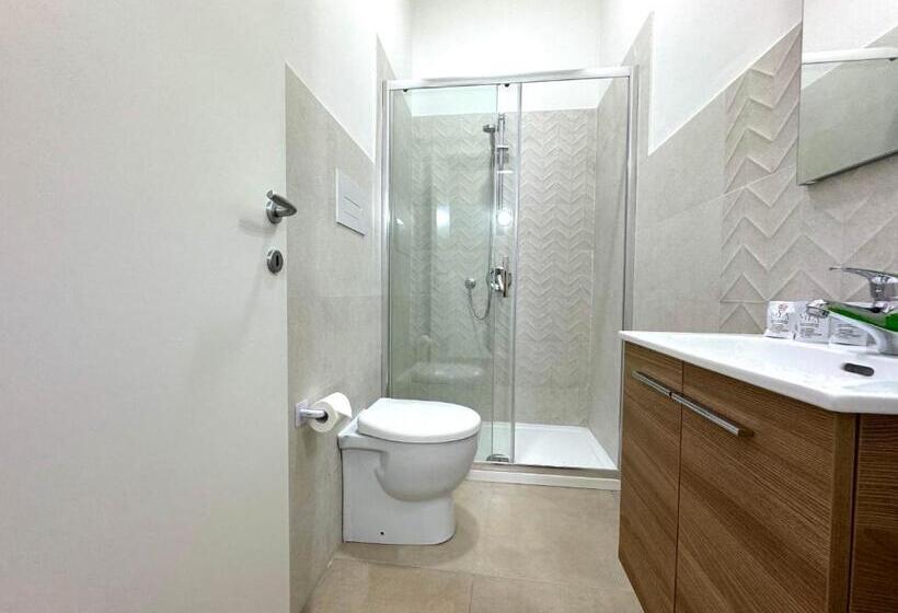 اتاق استاندارد چهار تخته, Casa Ferrante