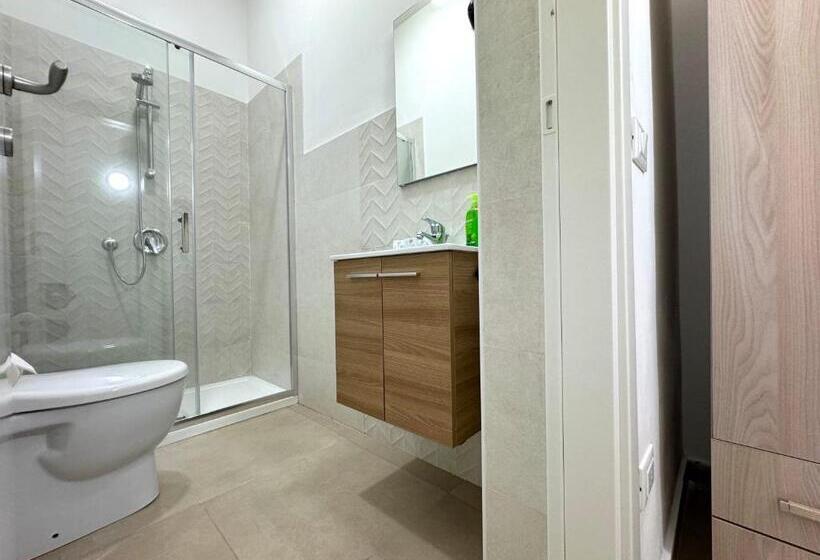 اتاق استاندارد چهار تخته, Casa Ferrante