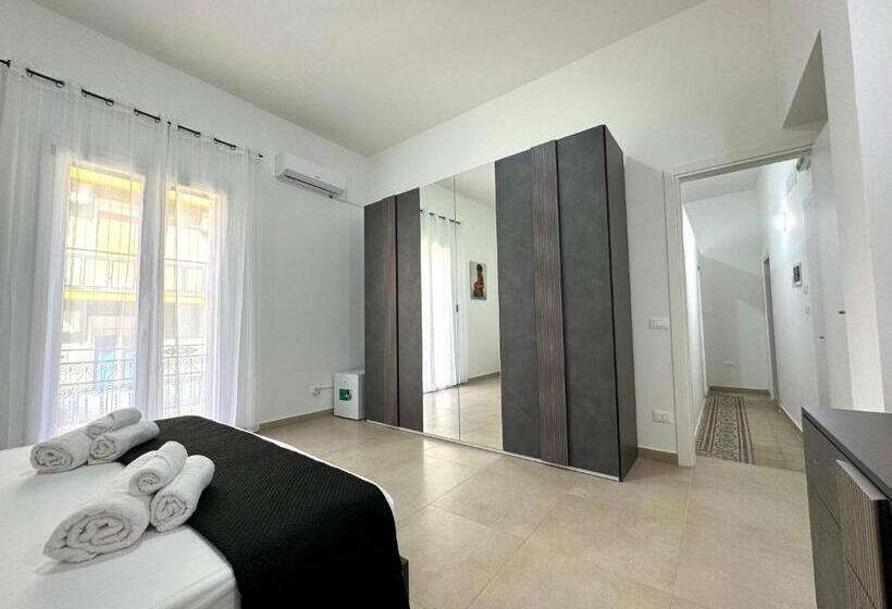 سوییت جونیور با بالکن, Casa Ferrante