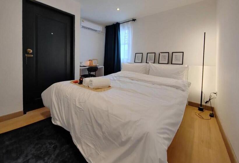 اتاق سوپریور, The Motuga Hostel Bangkok