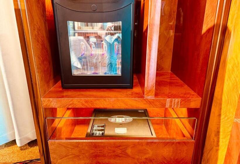 سوییت, 珠海金湾毛林大酒店