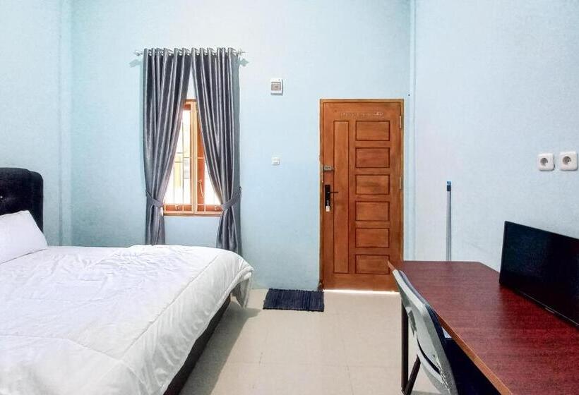 اتاق لوکس, Rega Guesthouse Redpartner