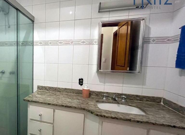 اتاق استاندارد, Ritz Hostel