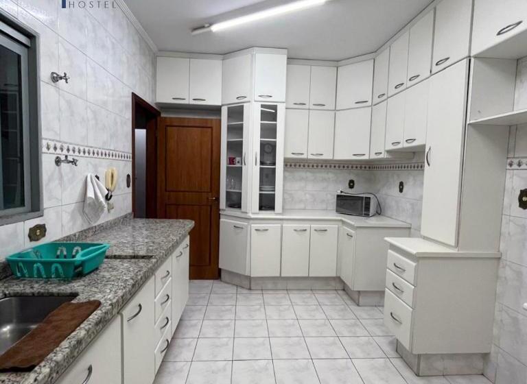 اتاق استاندارد یک نفره, Ritz Hostel