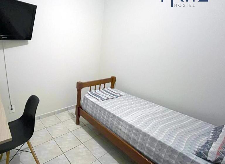 اتاق استاندارد یک نفره, Ritz Hostel
