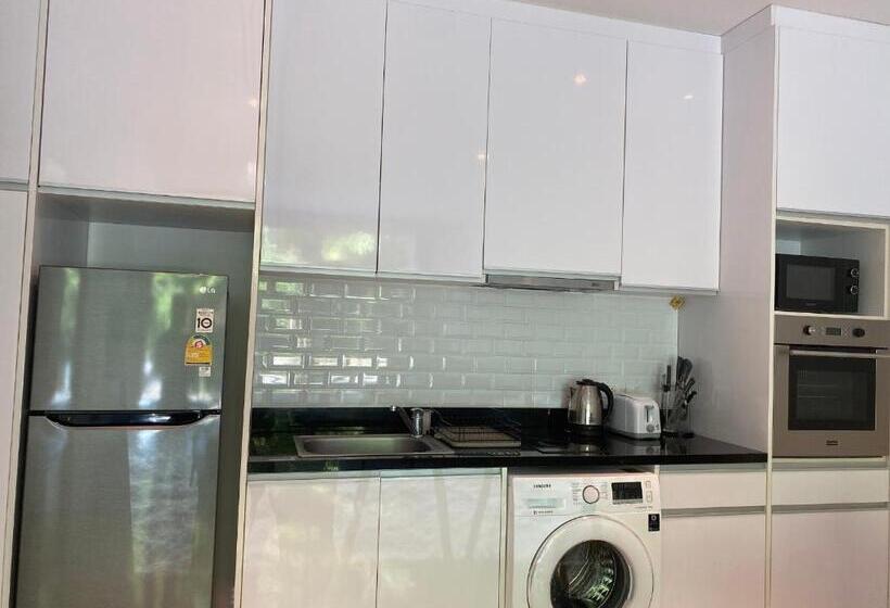 آپارتمان 1 خوابه, Grand Kamala Falls C3 12 Condo 2 Br Pool Access