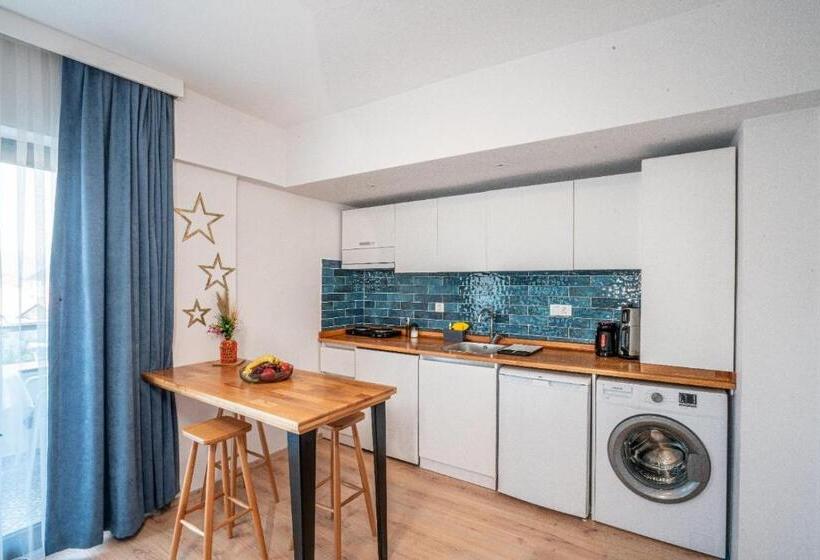 Triple Room Sea View, İçmeler Apart Dream