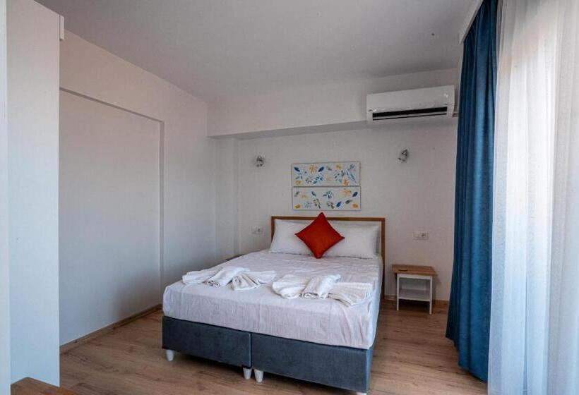 Triple Room Sea View, İçmeler Apart Dream