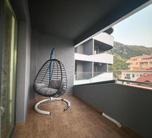 آپارتمان 1 خوابه با تراس, Apartments In Zaharia Residence