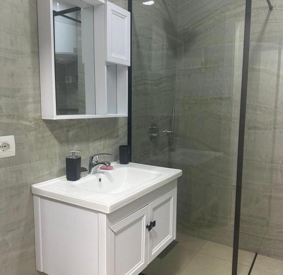 اتاق سوپریور چهار تخته, Apartments In Zaharia Residence