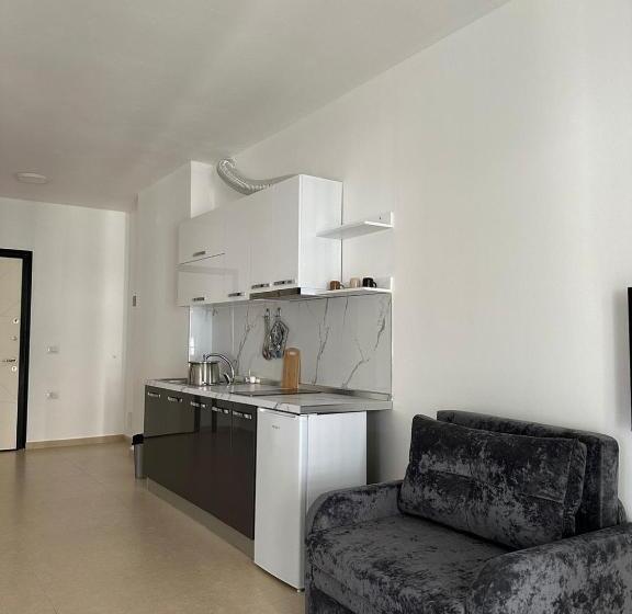 اتاق سوپریور چهار تخته, Apartments In Zaharia Residence