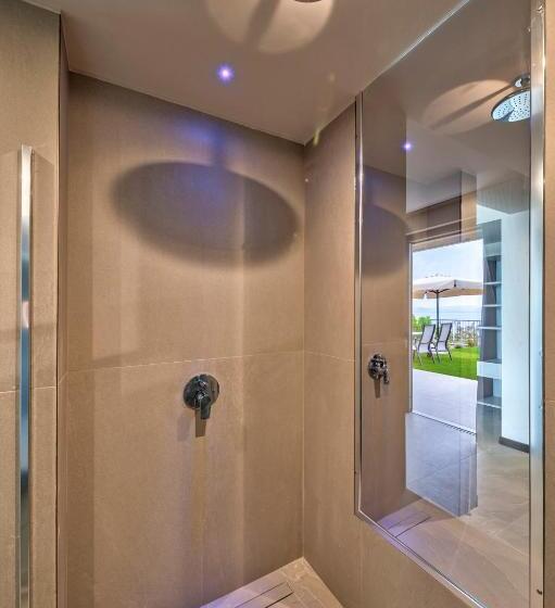Suite with lake view, Sky View Garda Lake By Hotel Galvani